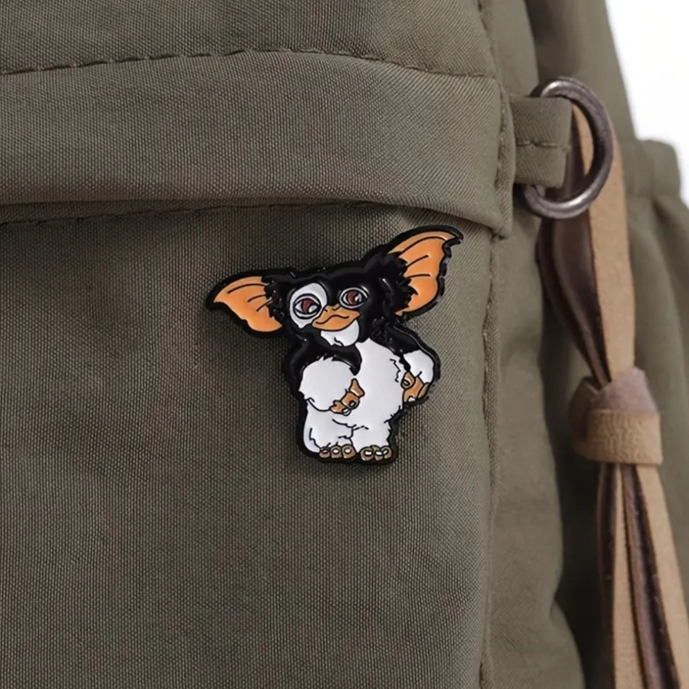 Gremlins Gizmo Pin - Picture 4 of 6